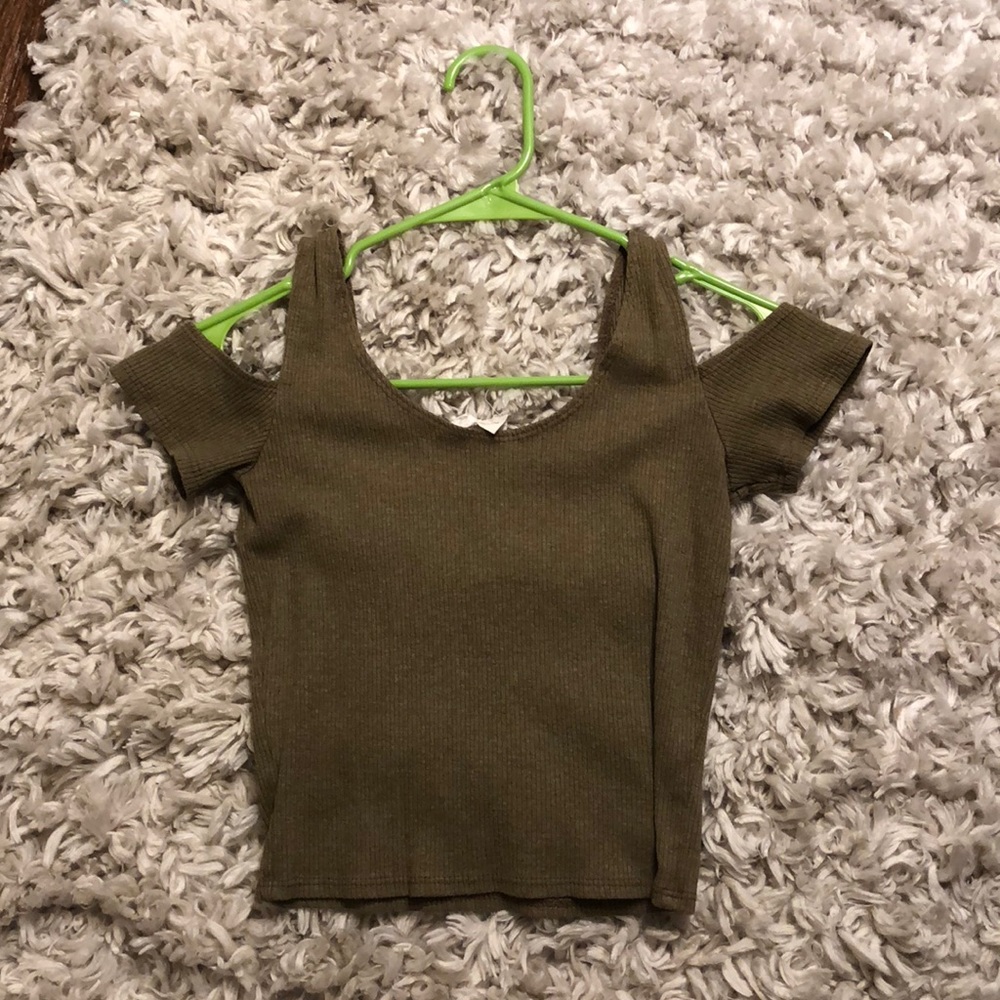 Green crop top